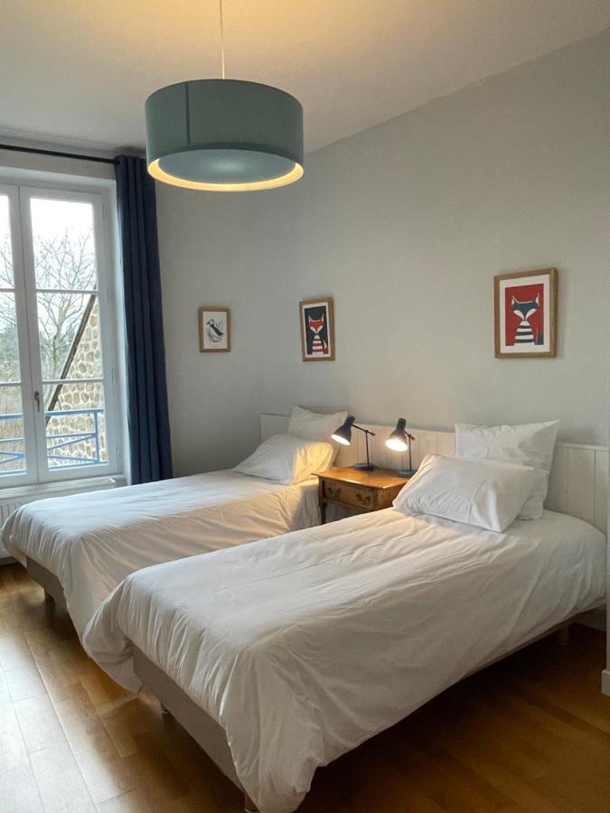 Bel Appartement, Bien Equipe Et Confortable Dans Le Centre Historique Fougères Exterior foto