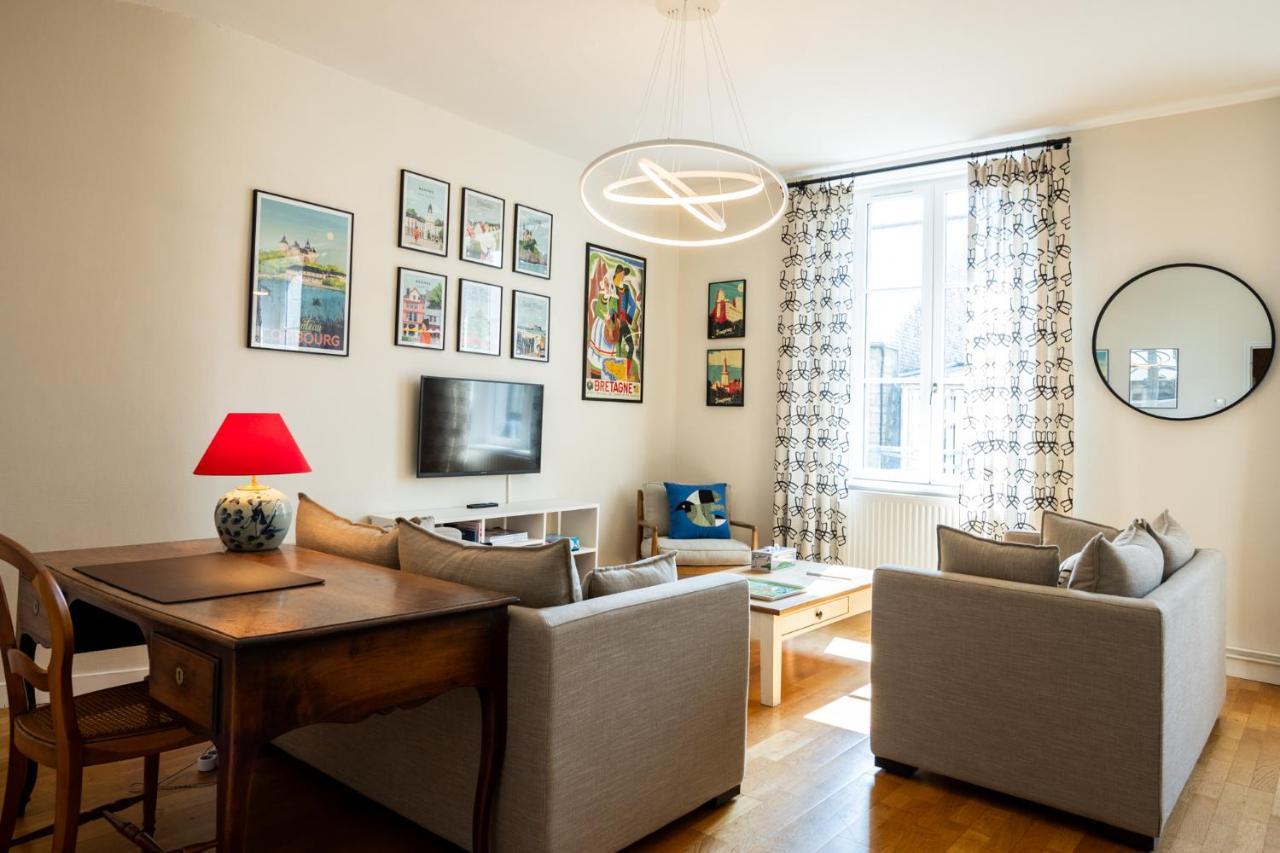 Bel Appartement, Bien Equipe Et Confortable Dans Le Centre Historique Fougères Exterior foto